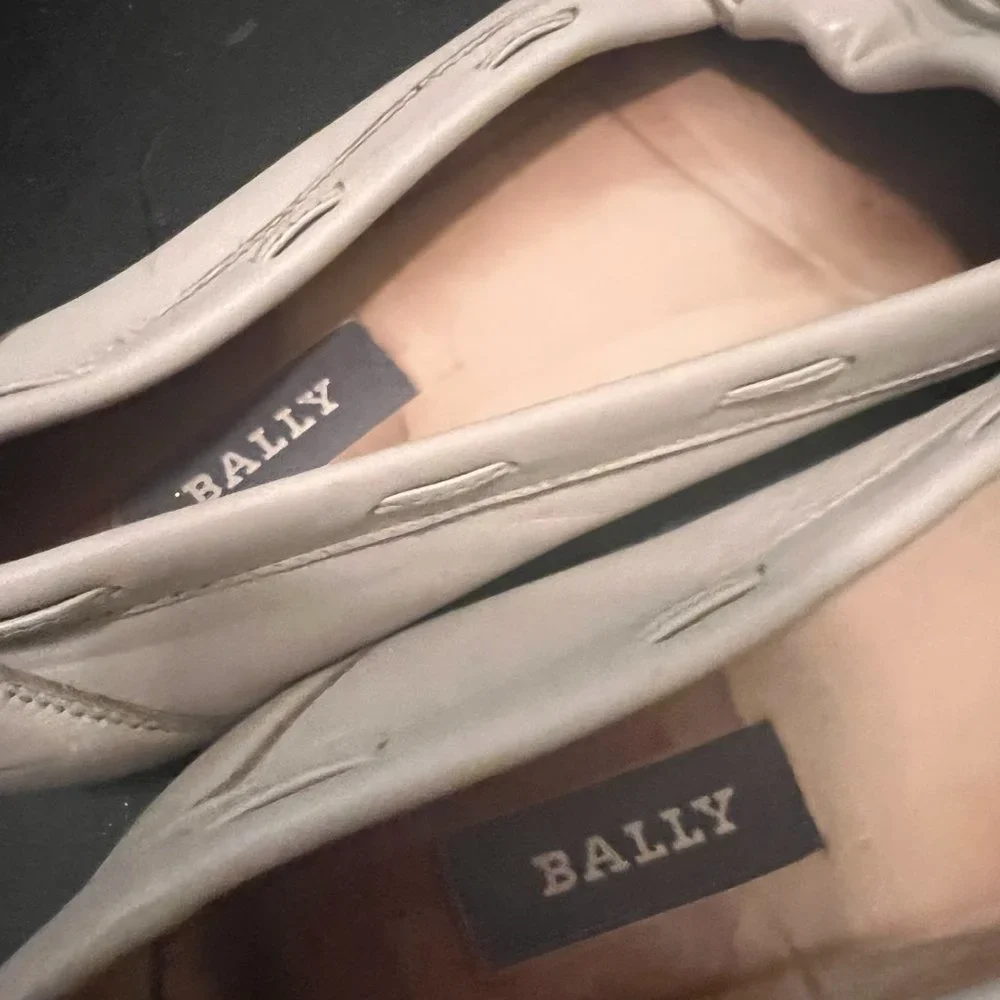 Bally size 7.5 scotty slip on loafers leather horsebit made in Italy